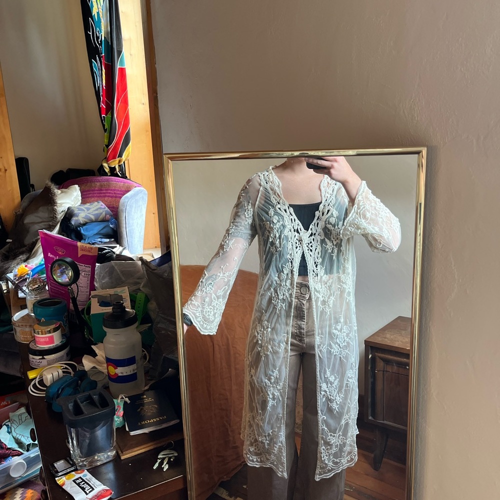 Vici Cream Lace Robe